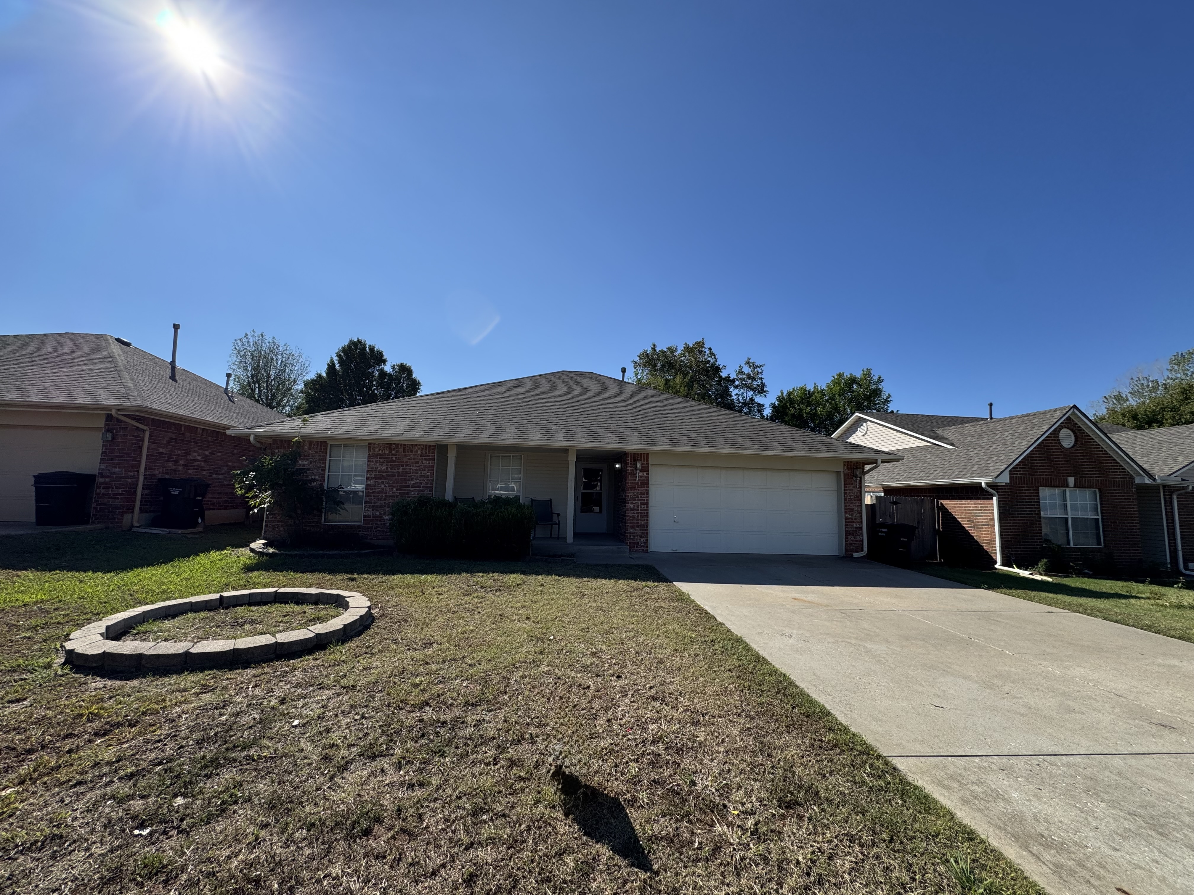 House Rwnt 624 NW 20th St Moore, OK 73160 – Southwest Home Rentals, Inc.